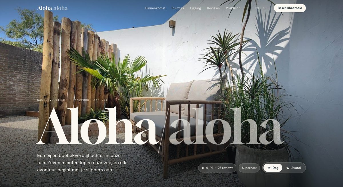 Voorbeeldsite Aloha/aloha: groot terras met palmen en de naam in grote letters
